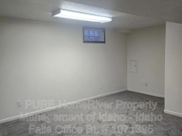 320 2nd St #2, Idaho Falls, ID 83401