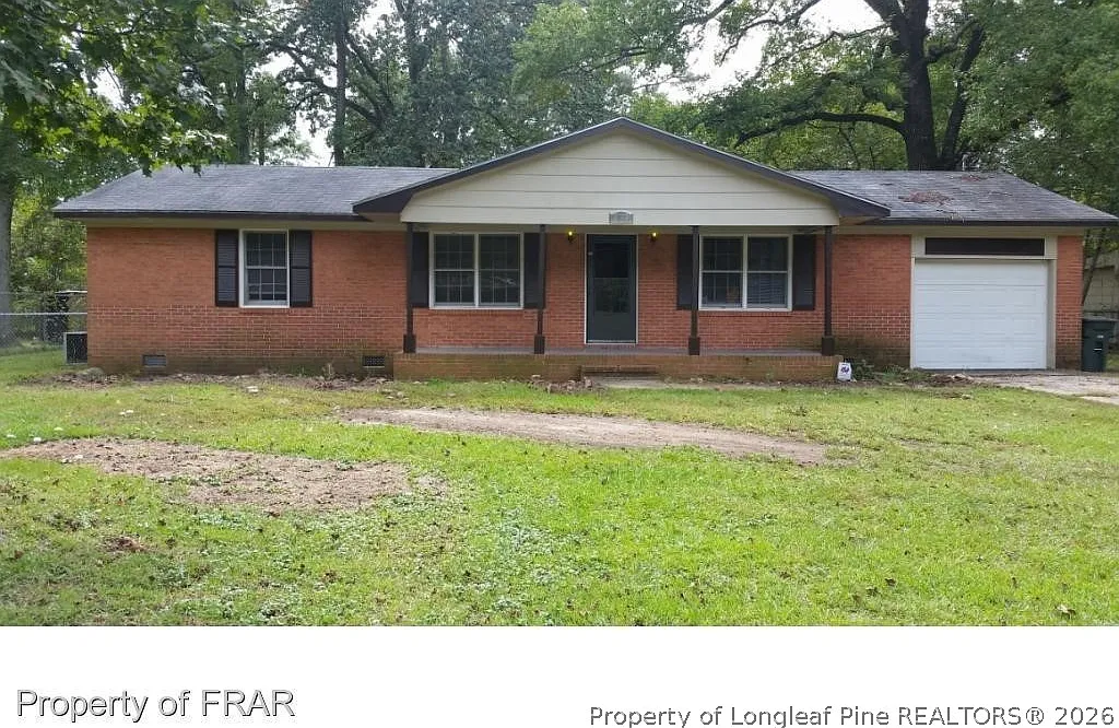3 bed, 2.0 bath, 1260 sqft, $1,300 — Photo 1