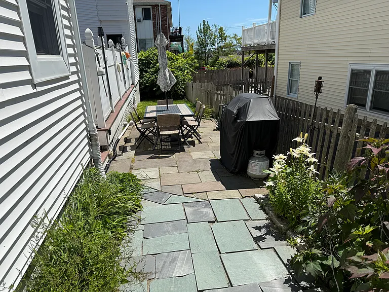 5 Mill Pond Ln — Photo 24