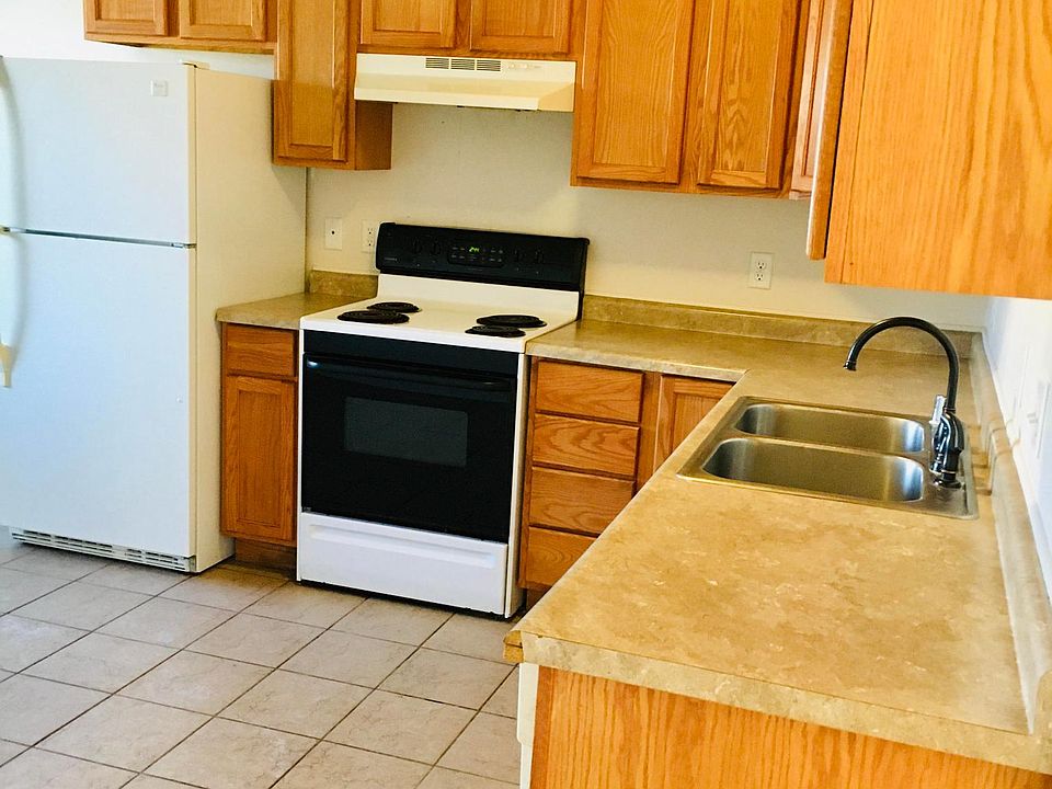 Parkside Townhomes 334 S Walker Way Sun Prairie WI Zillow