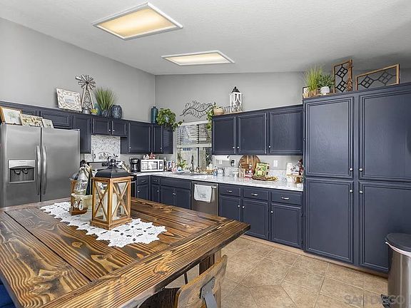 3rd image of 35793 Sea Lion Ct