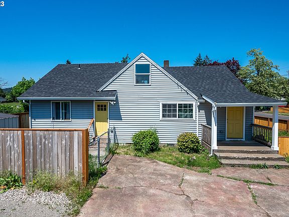 3rd image of 5025 SE 118th Ave