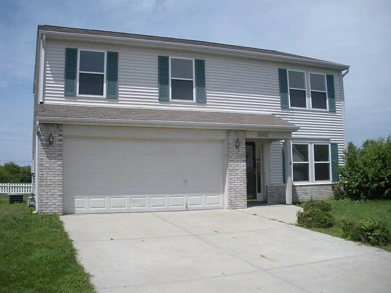 5002 Pioneer Dr — Photo 1
