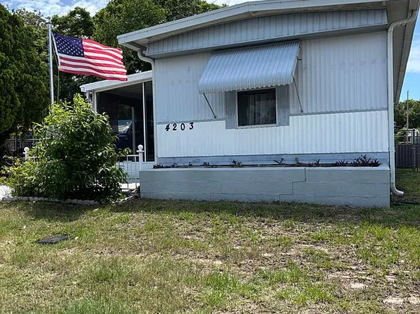 4203 Cardoon Dr, New Port Richey, FL 34653