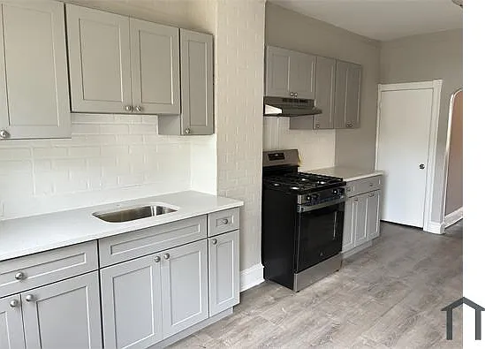 717 N 9th St — Photo 1