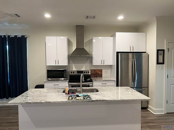 4th image of 216 Juliana Way