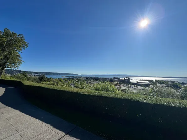 1901 Grand Ave, Everett, WA 98201