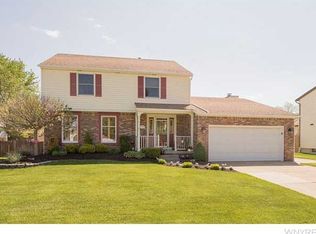 34 Fawn Trl, West Seneca, NY 14224