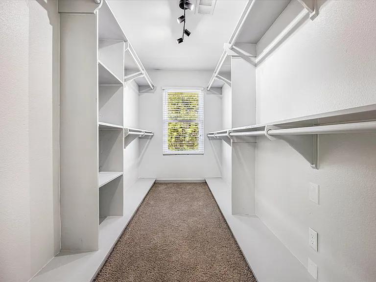 10021 Branley Oak Dr — Photo 19