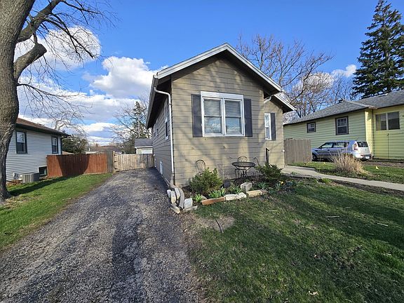 2nd image of 185 S Pick Ave