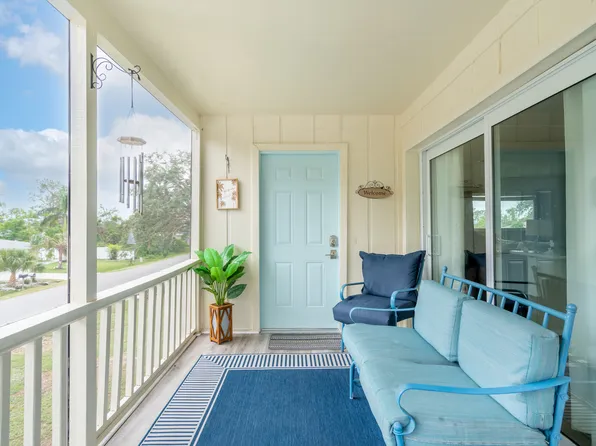 1440 Everest Rd #1, Venice, FL 34293