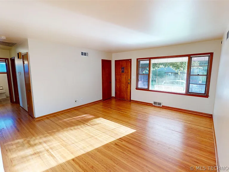 4103 S 38th West Ave — Photo 5
