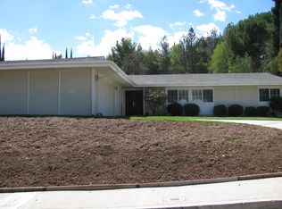 24110 Califa St, Woodland Hills, CA 91367