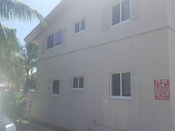 3rd image of 2400 NW 10th Ave APT 6