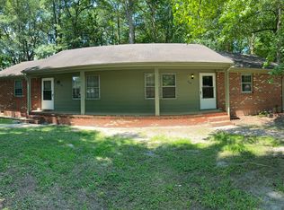 246 Hurdle Dr, Chesapeake, VA 23322