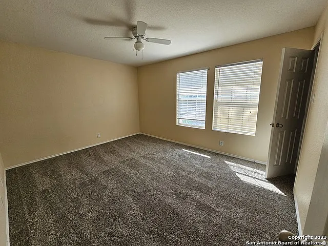 142 Fontana Albero — Photo 17