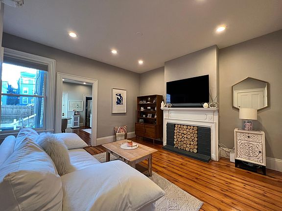 5th image of 41 Pearl St #1