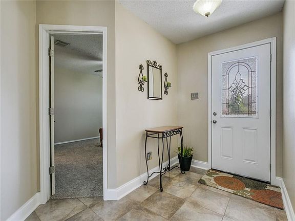 5th image of 2905 Montague Trl