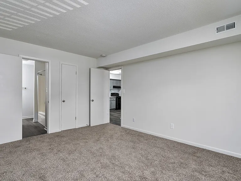 Oak - Bedroom 2