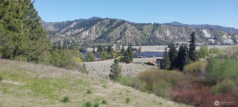 5th image of 8010 Green Rd