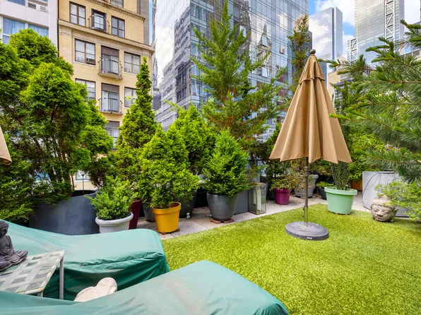 111 Fulton Street PH111 image 2 of 9