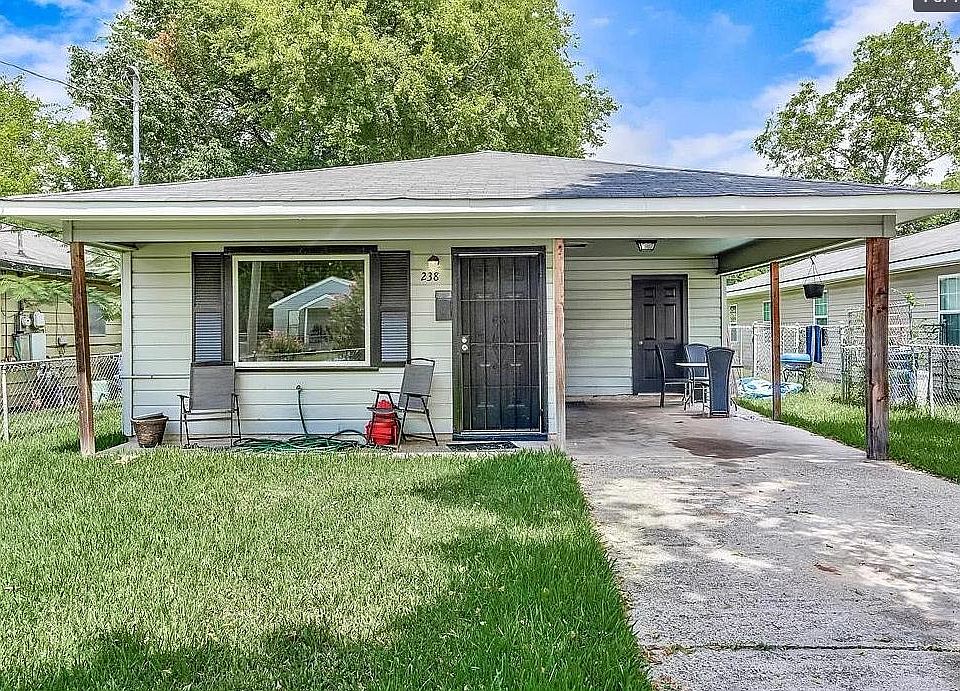 1st image of 204 E Dudley Dr