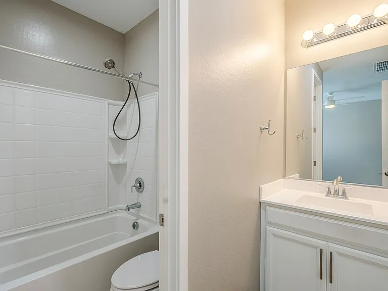 7050 W Carter Dr — Photo 14