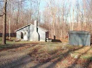 Berry Rd, Ravenna, OH 44266