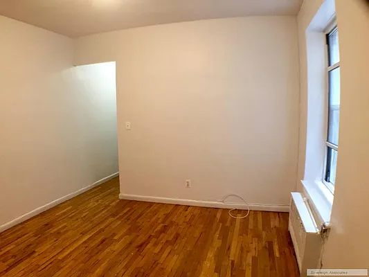 Rented by Sovereign Associates | media 11