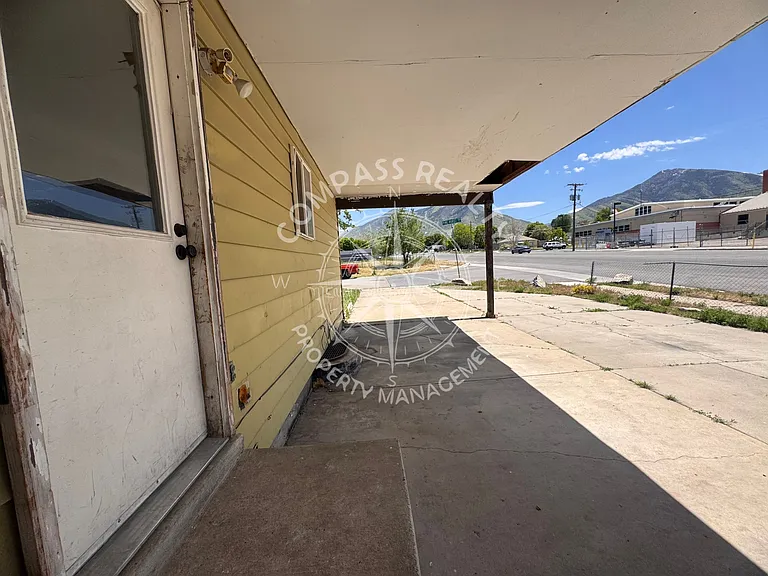 5 N Pinehurst Ave — Photo 11