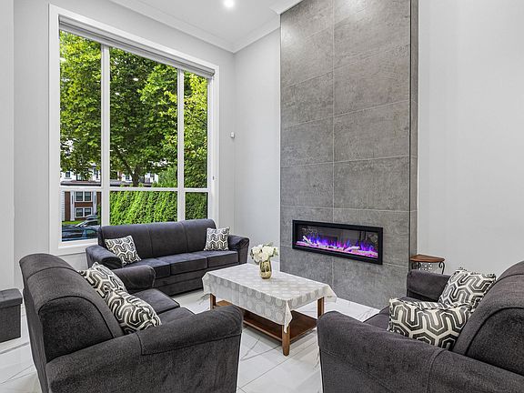 3rd image of 8995 Queen Mary Blvd