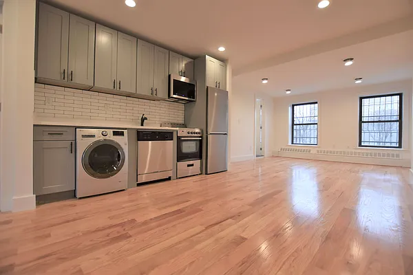 Rented by Bold New York | media 1