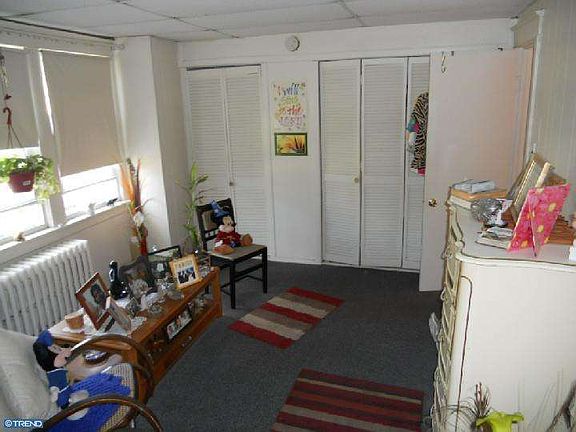 5th image of 527 S Wycombe Ave