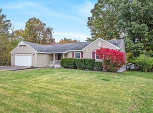 56721 Cowling Rd, Three Rivers, MI 49093