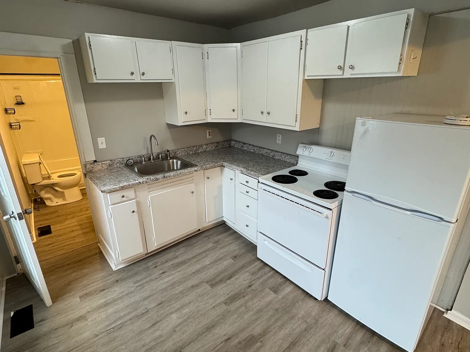 2 bed, $695 — Photo 3