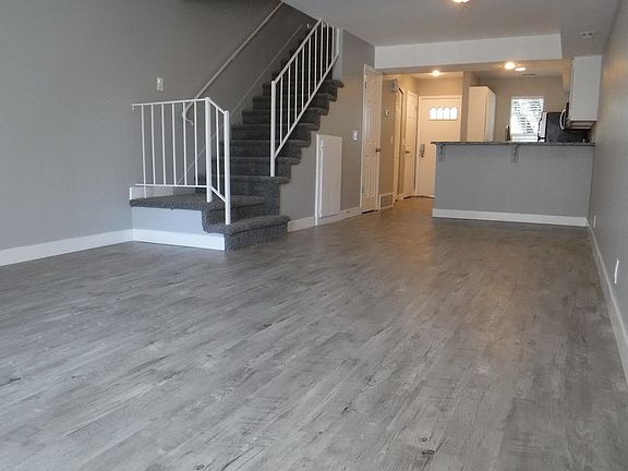 4th image of 1428 W Telegraph Hill Dr