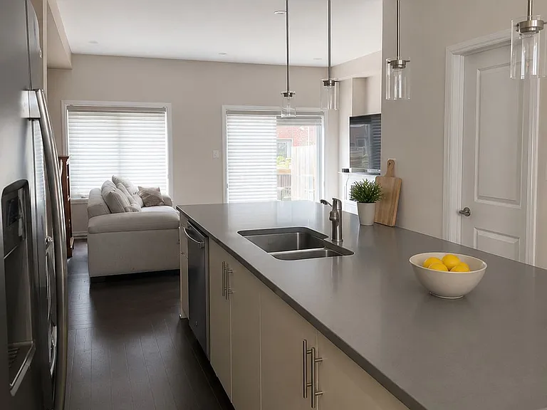 60 1st St #29 — Photo 3