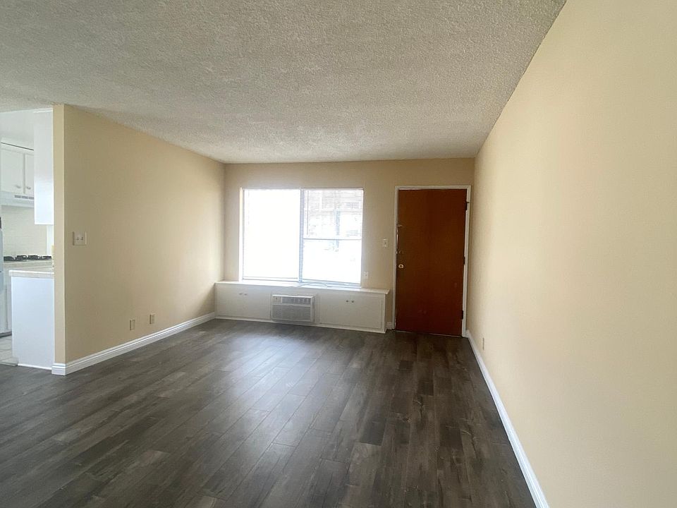 1st image of 501 W Doran St APT 2