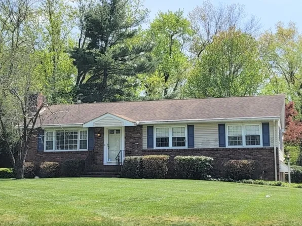 484 Stony Brook Dr, Bridgewater Twp., NJ 08807