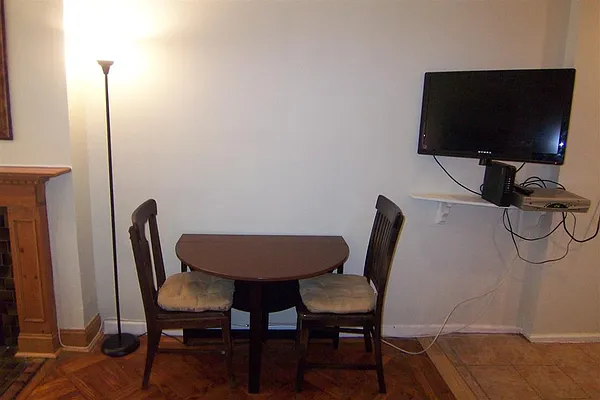 Rented by Susan Finkel, LREB | media 23