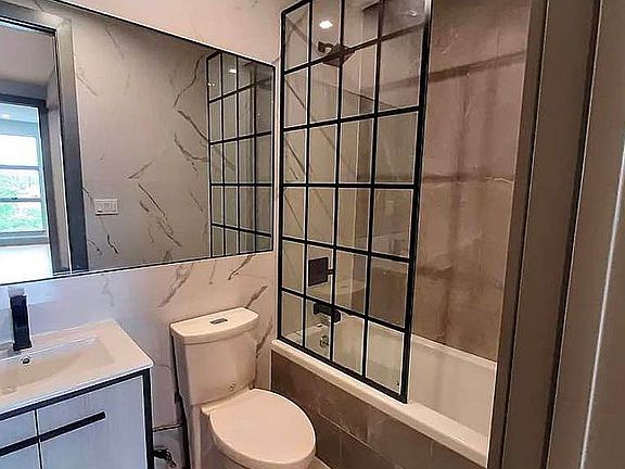 2nd image of 2813 Tilden Ave #4B