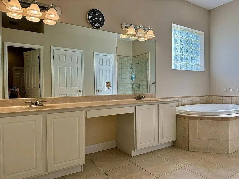 2837 Sherry Brook Ln — Photo 18