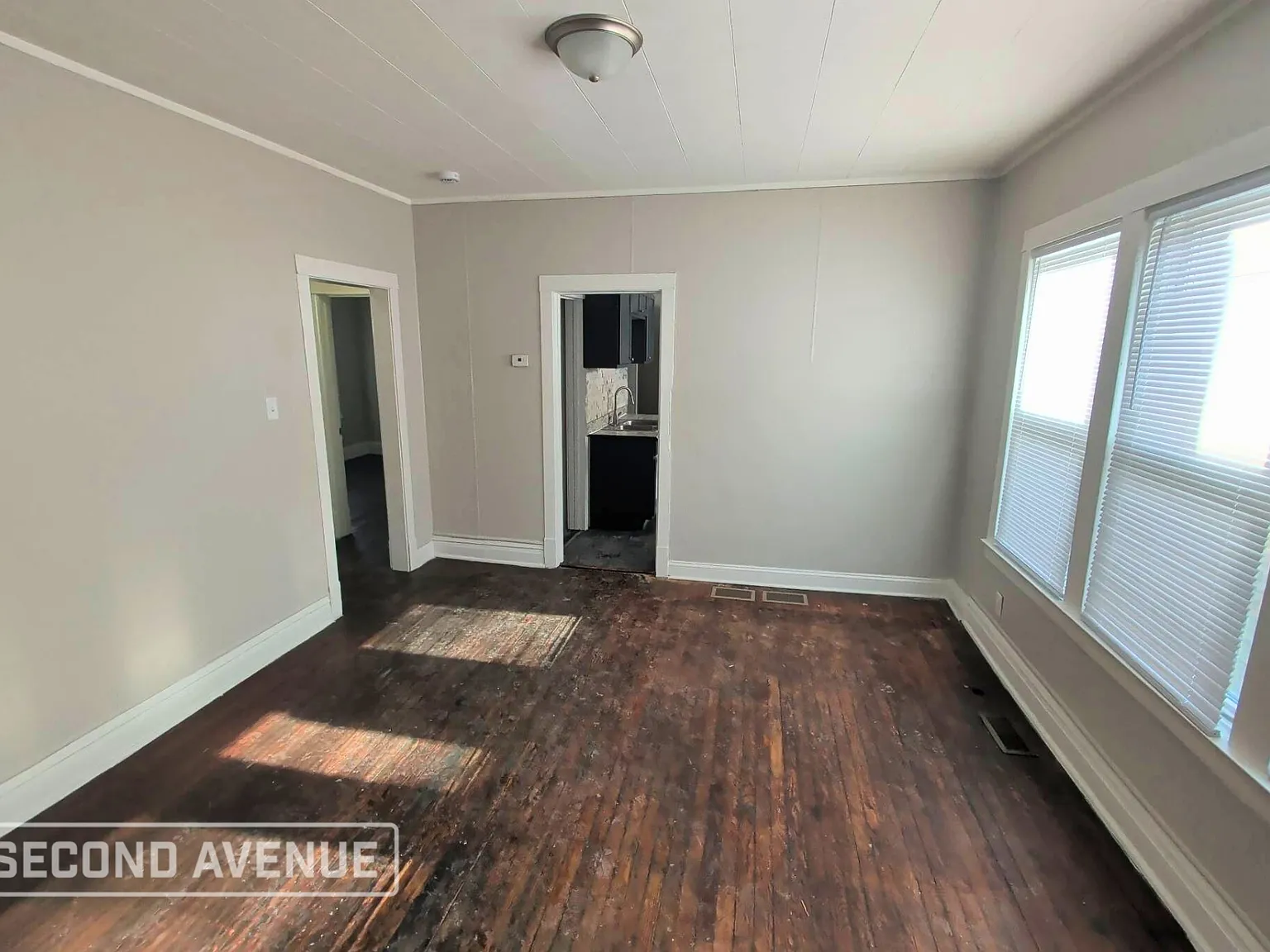 4 bed, 2.0 bath, 1503 sqft, $2,135 — Photo 4