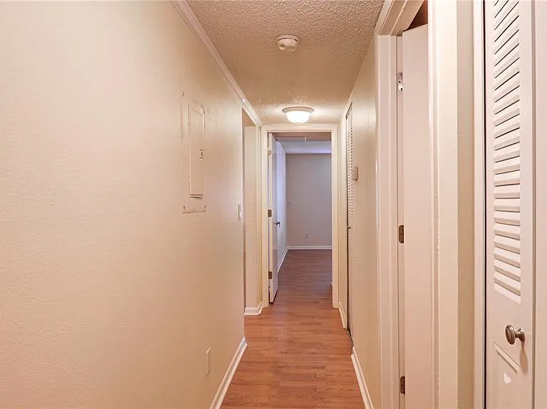 3399 Mermoor Dr #207 — Photo 35
