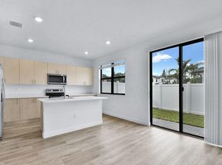 702 Stellar Ct #0, Pompano Beach, FL 33069