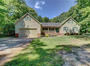 3058 Moonlight Rd, Smithfield, VA 23430