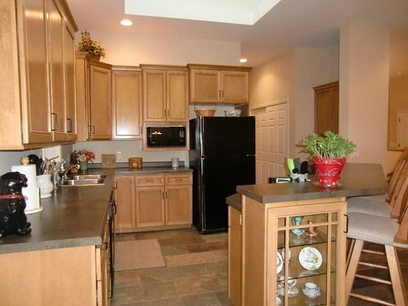 4th image of 807 Green Leaf Cir