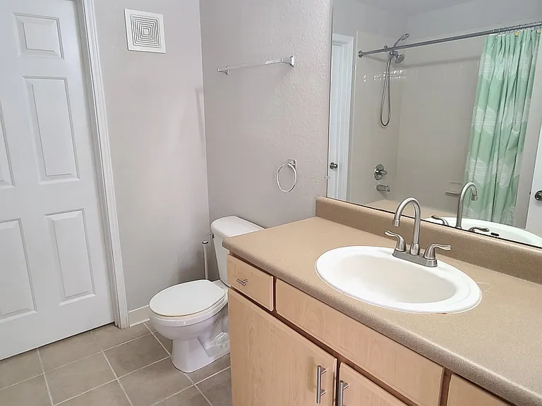 940 Village Trl #3 — Photo 22