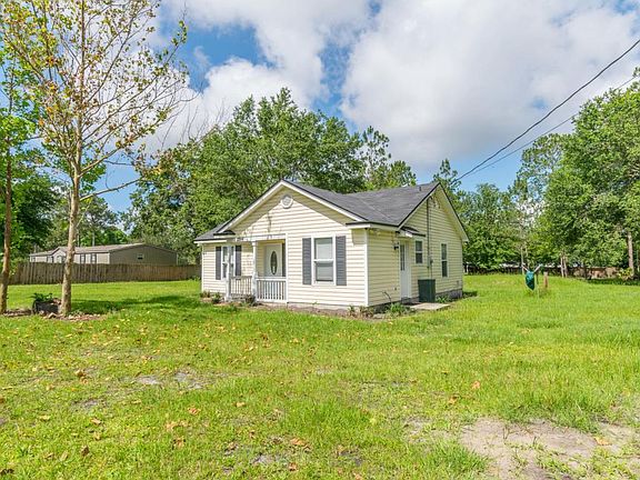 3rd image of 2384 Meadowlark Ct