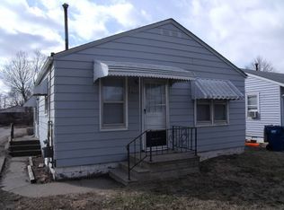 832 1st Ave E, Milan, IL